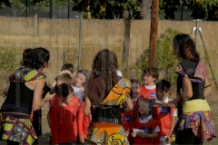 Talleres de percusión para niños en exterior